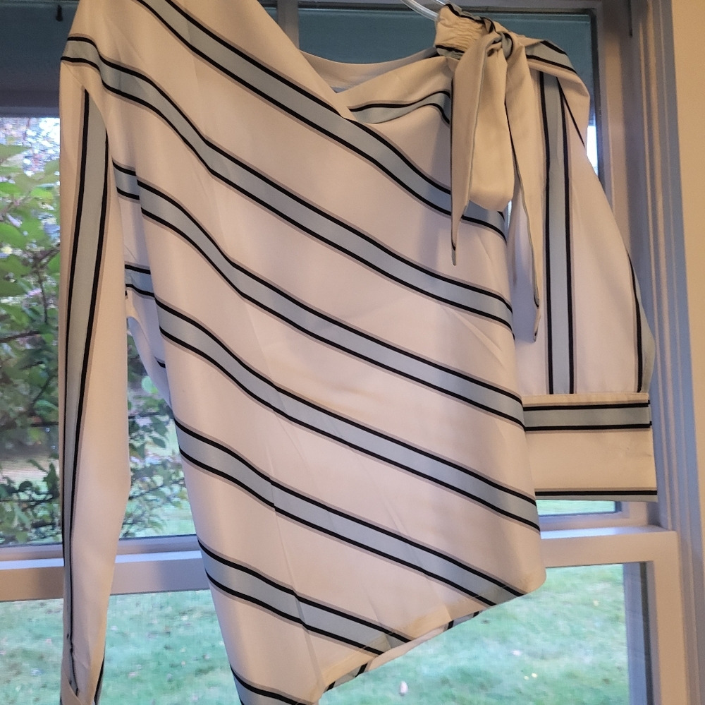 Strip blouse